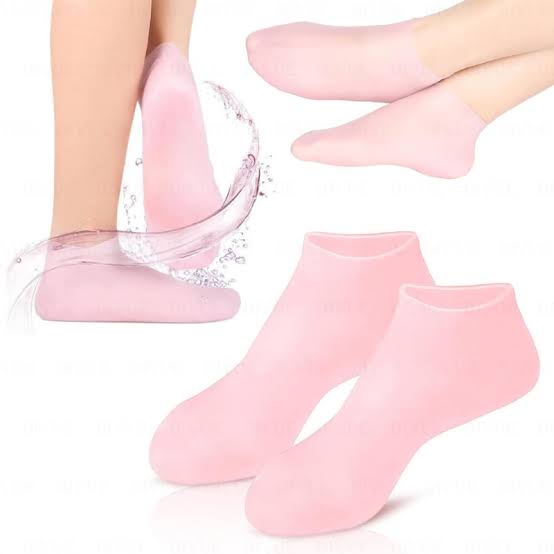 Silicone moisturiser gel socks